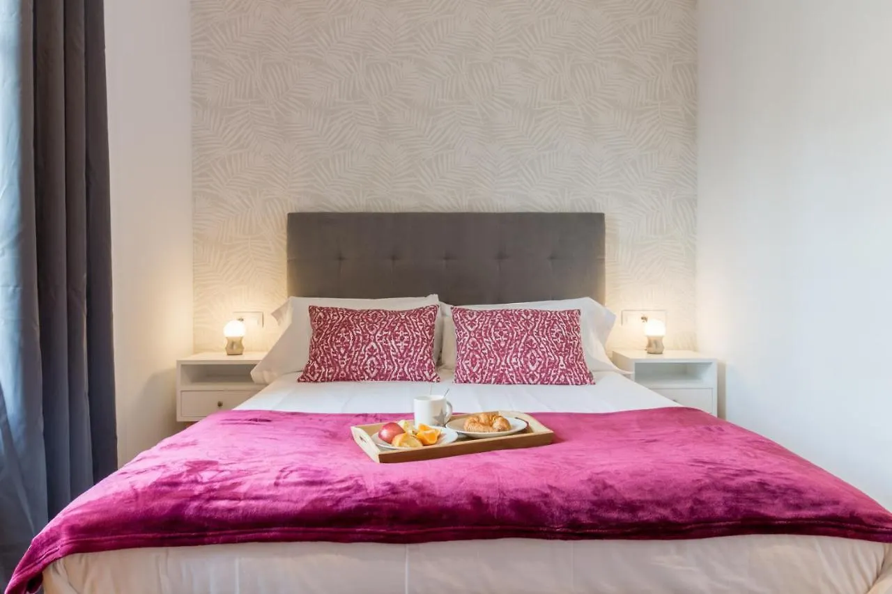Sibs Bcn- Balmes- Romantic Citycentre Beautiful Barcelona Spain