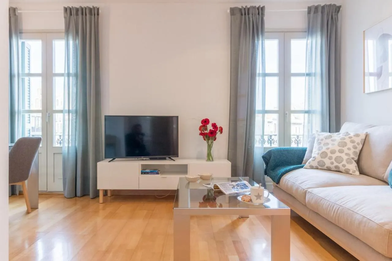 Sibs Bcn- Balmes- Romantic Citycentre Beautiful Barcelona Apartment